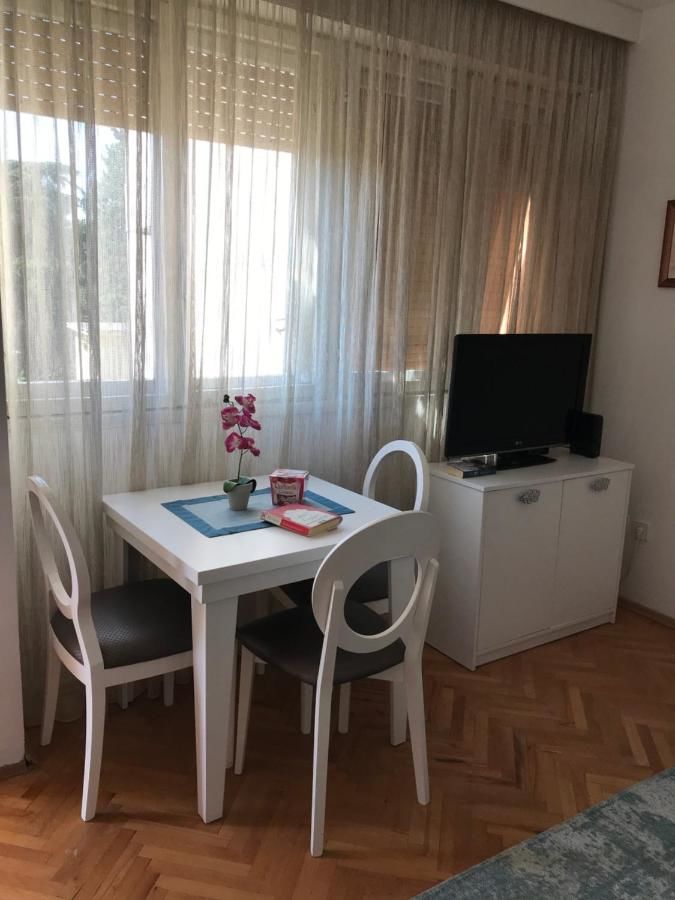 Апартаменты Dimitris City Center Studio Тиват-13