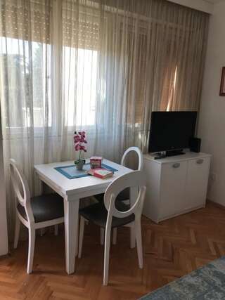 Апартаменты Dimitris City Center Studio Тиват Апартаменты с 1 спальней-10